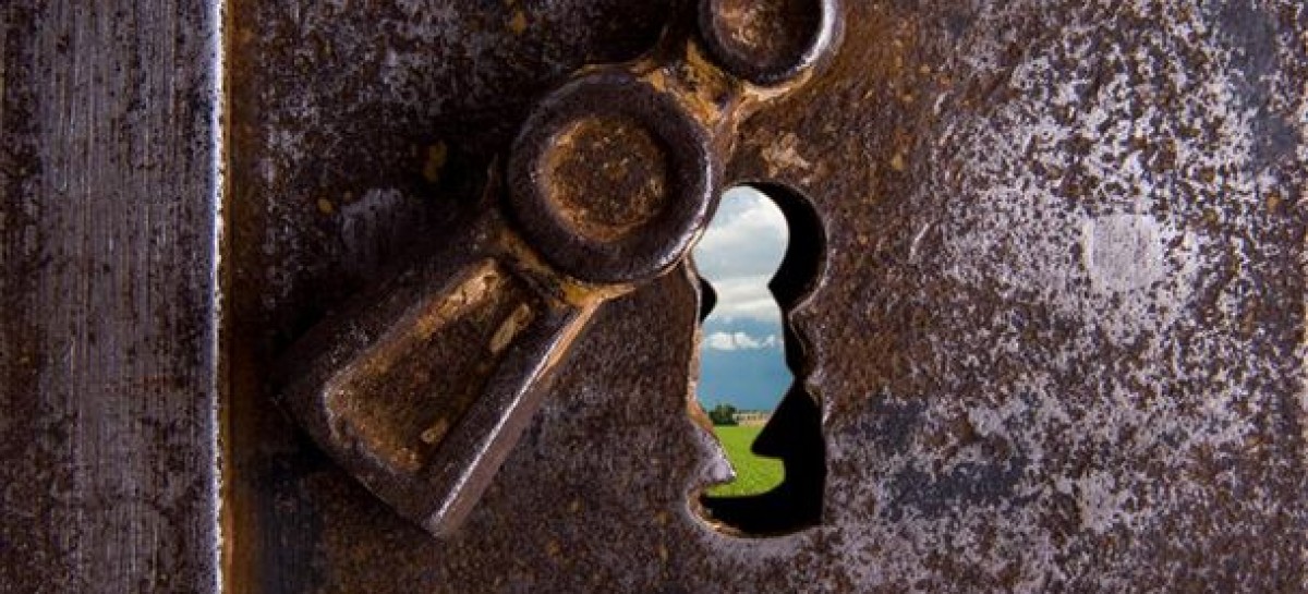 Software Testing: Say No to Narrow Thinking