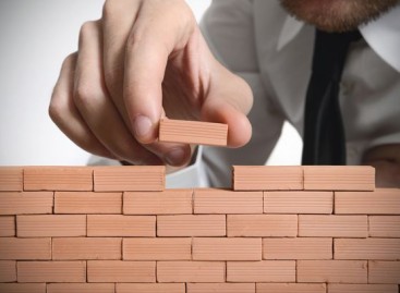 Fundamentals of Software Testing